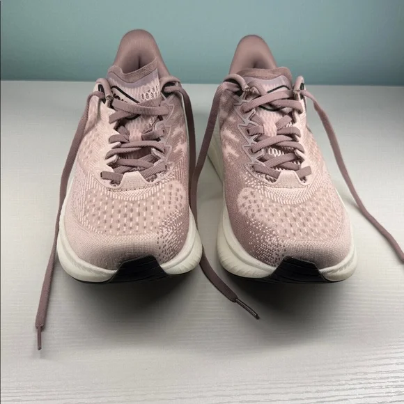 Women’s Hoka Mach 6- Size 7.5 US - Picture 11 of 17